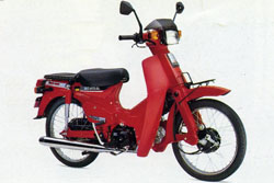 ■1983年4月1983年10月　スーパーカブ50スーパーカスタム(赤カブ)